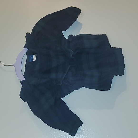 Old Navy baby girls flannel holiday onsie shoulder ruffles green and black LOT G - Picture 3 of 8